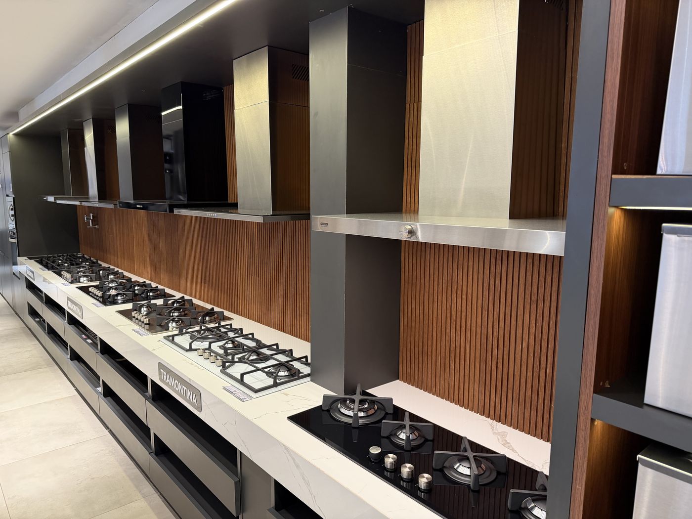 Torneiras de cozinha premium na Art Pedras RED